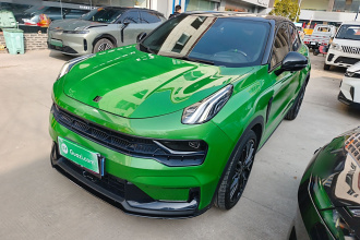 领克05 2022款 05+ 2.0TD 自动探索版