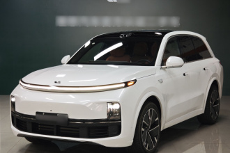 理想汽车 理想L8 2025款 Ultra 智能焕新版