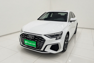 奥迪A3 2024款 A3L Limousine 35 TFSI 进取运动型