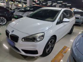 宝马2系旅行车 2016款 218i 运动设计套装