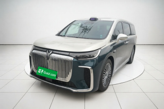 岚图汽车 岚图梦想家 2025款 PHEV 四驱旗舰乾崑版