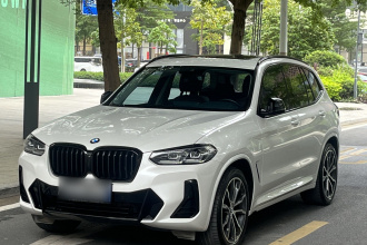 宝马X3 2022款 xDrive30i 领先型 M曜夜套装