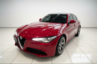 阿尔法·罗密欧 Giulia朱丽叶 2017款 2.0T 200HP 豪华版