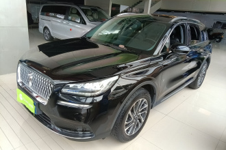 林肯 冒险家 2022款 改款 2.0T 两驱尊享版