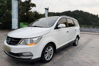 宝骏730 2016款 1.5L 手动舒适型 7座 国V