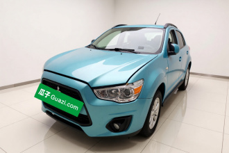 三菱 劲炫ASX 2013款 2.0L CVT两驱科技版