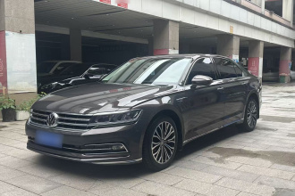 大众 辉昂 2018款 改款 380TSI 两驱商务版