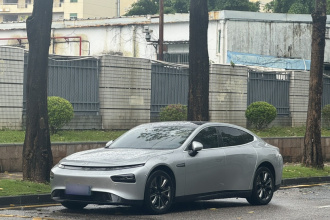 小鹏P7 2020款 670N