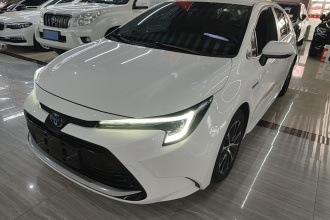 丰田 雷凌 2023款 智能电混双擎 1.8L 豪华版