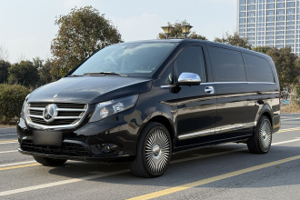 奔驰 威霆 2018款 2.0T 精英版 7座 国VI