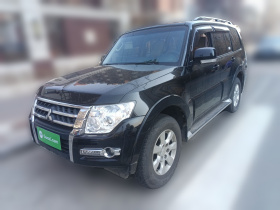 三菱 帕杰罗(进口) 2016款 3.0L 自动标准版 国V