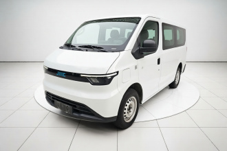 江铃 E福顺 2025款 明窗版 41.86kwh 短轴低顶