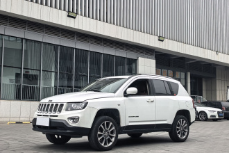 Jeep 指南者(进口) 2014款 改款 2.4L 四驱豪华导航版