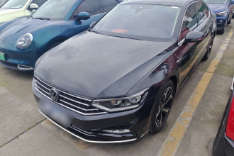 大众 迈腾 2024款 200万辆众享款 330TSI DSG豪华型