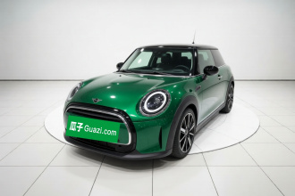 MINI 2022款 1.5T COOPER 艺术家 五门版