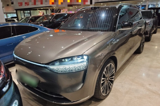 鸿蒙智行 问界M9 2024款 增程 Ultra版 42kWh 6座版