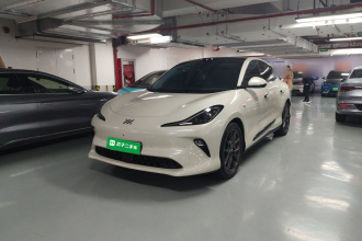 智己汽车 智己LS6 2025款 长续航灵蜥智享版