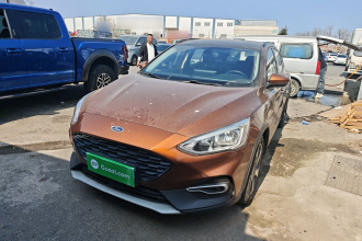 福特 福克斯Active 2020款 EcoBoost 180 自动劲潮型