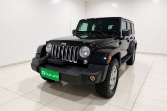 Jeep 牧马人 2017款 3.0L Sahara 四门舒享版