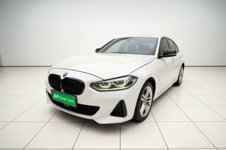 宝马1系 2021款 120i M运动曜夜版