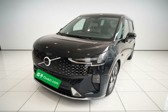 沃尔沃EM90 2025款 Ultra 六座