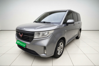 五菱汽车 五菱宏光PLUS 2019款 1.5T 手动舒适型 7座