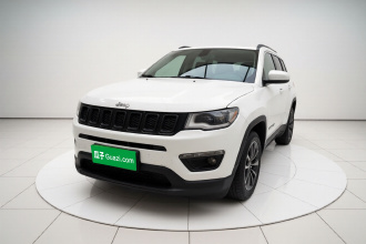 Jeep 指南者 2017款 200T 手动劲享版