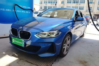 宝马1系 2019款 120i 领先型M运动套装