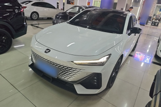 长安UNI-V 2022款 1.5T 尊贵型