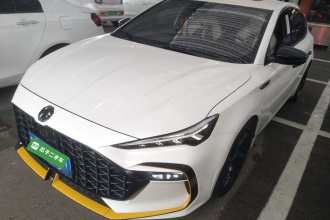 名爵 MG6 2021款 Pro 1.5T 自动Trophy旗舰版