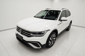 大众 途观L 2022款 330TSI 自动两驱舒享版