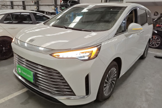 别克 世纪 2023款 2.0T 七座臻享款