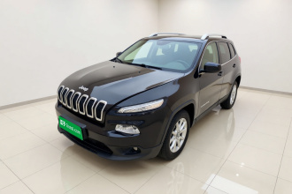 Jeep 自由光 2017款 2.4L 领先智能版