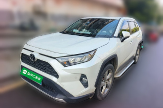 丰田 RAV4荣放 2021款 2.0L CVT两驱风尚PLUS版