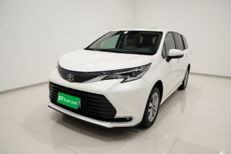 丰田 赛那SIENNA 2023款 2.5L混动 舒适版