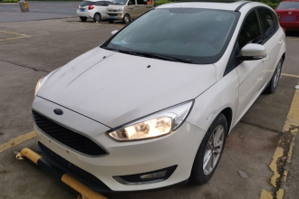 福特 福克斯 2015款 两厢 1.6L 自动风尚型