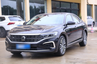 大众 帕萨特 2022款 330TSI 豪华版