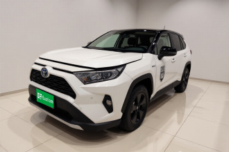 丰田 RAV4荣放 2022款 双擎 2.5L E-CVT四驱精英Plus版