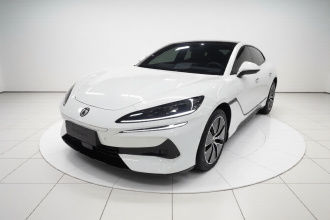 腾势Z9GT 2024款 1100四驱Max版