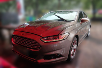 福特 蒙迪欧 2013款 2.0L GTDi240豪华运动型