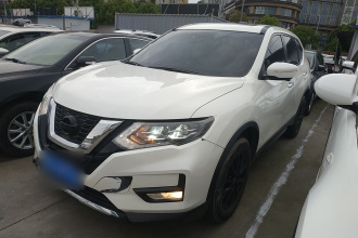 日产 奇骏 2021款 2.0L CVT 2WD XL Premium尊享纪念版