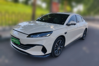 比亚迪 海豹06新能源 2025款 DM-i 智驾版 120KM尊荣型