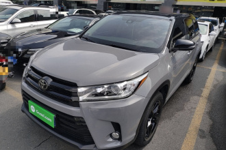 丰田 汉兰达 2021款 2.0T 两驱豪华版 7座
