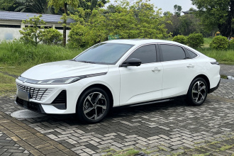 长安 逸动 2026款 第四代 1.5T 500Bar 悦享型