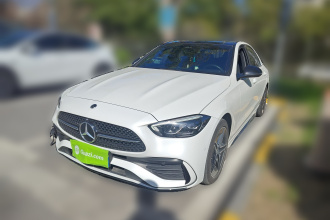 奔驰C级 2023款 改款 C 260 L 皓夜运动版