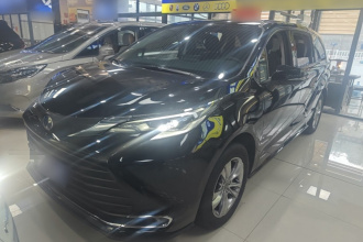 丰田 赛那SIENNA 2023款 2.5L混动 舒适版