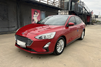 福特 福克斯 2019款 三厢 EcoBoost 180 自动锋潮型