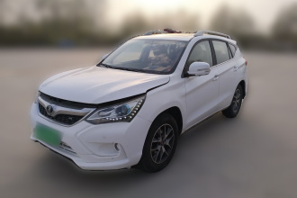 比亚迪 宋 2016款 盖世版 1.5TI 手动精英型