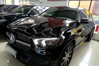 奔驰GLE 2022款 改款 GLE 350 4MATIC 轿跑SUV 豪华型