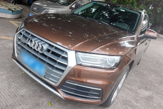 奥迪Q5L 2018款 40 TFSI 荣享进取型 国VI